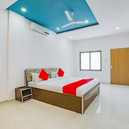 OYO 78485 Flagship Hotel Spice N Herb Surat Exterior foto