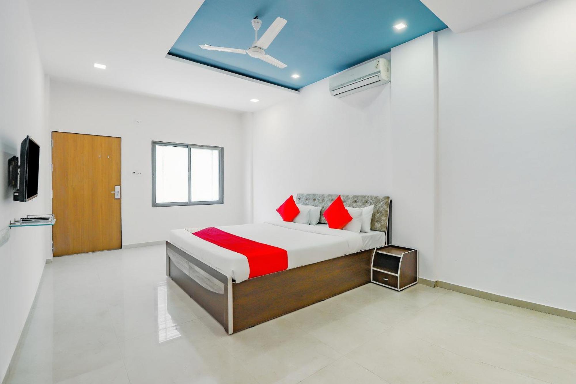 OYO 78485 Flagship Hotel Spice N Herb Surat Exterior foto